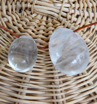 Bergkristall Edelstein-Eier,  GEBOHRT, ca. 3 cm, Made in Germany